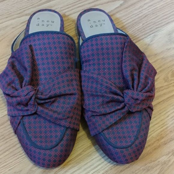 A new day slipper sz 6 - Picture 3 of 4
